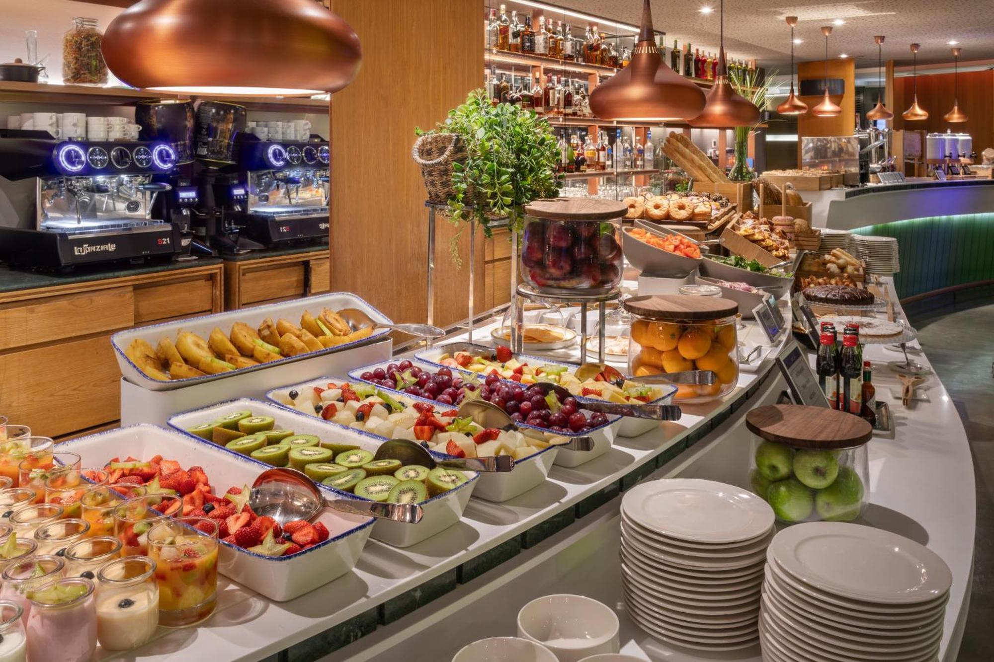 Melia Barcelona Sarria — Foto’s 1